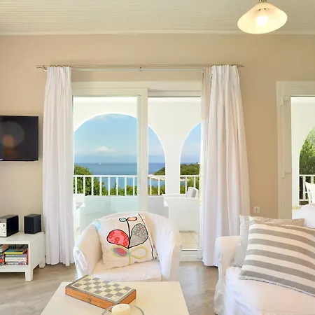别墅 Lioniskari Seaviews - Paxoi's Private Pool Oasis