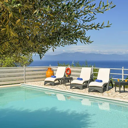 Lioniskari Seaviews - Paxoi's Private Pool Oasis Villa Porto Ozias