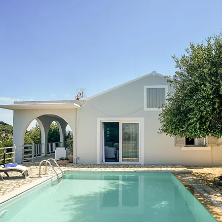 Lioniskari Seaviews - Paxoi's Private Pool Oasis ヴィラ *