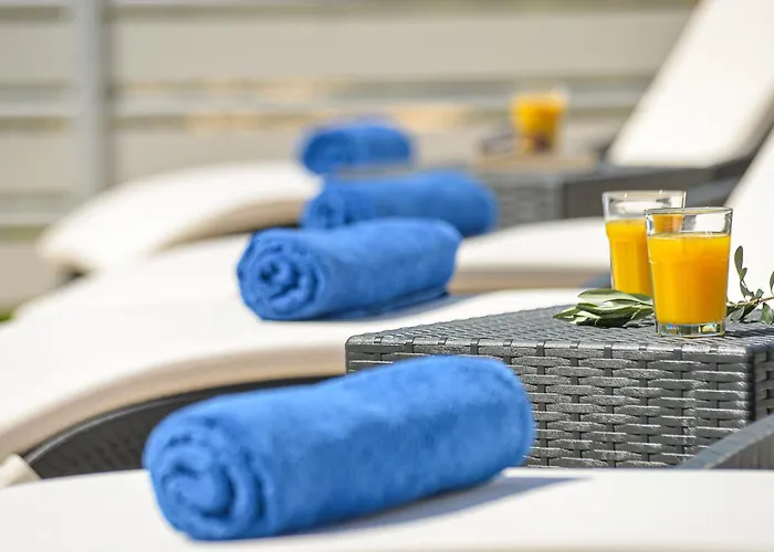 Lioniskari Seaviews - Paxoi's Private Pool Oasis